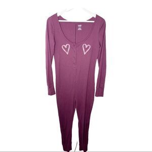 VICTORIA'S SECRET PINK Plum Burgundy Candy Cane Heart Onesie Pajamas Rom…